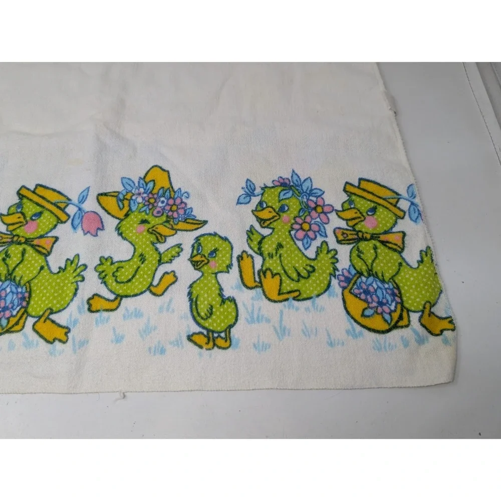 Vintage Baby Care Receiving Blanket Small Cotton Easter Ducks Cute‎ Animals USA